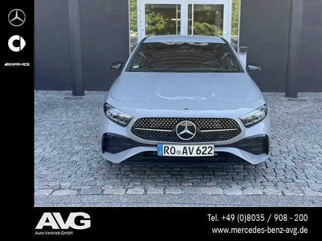Mercedes-Benz A 200