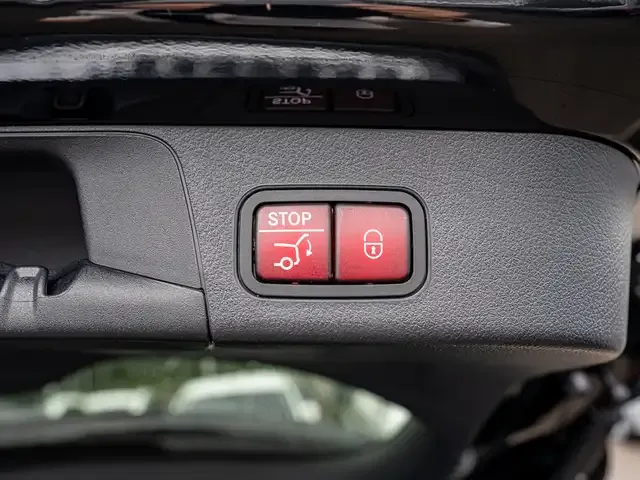 Mercedes-Benz EQB 300