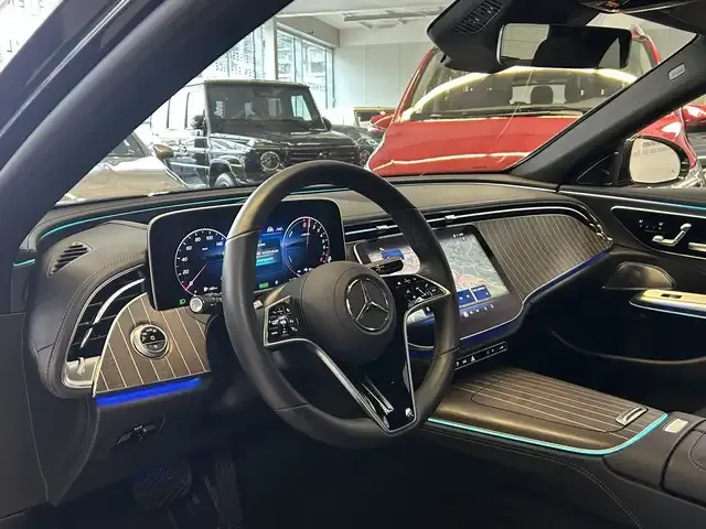 Mercedes-Benz E 300