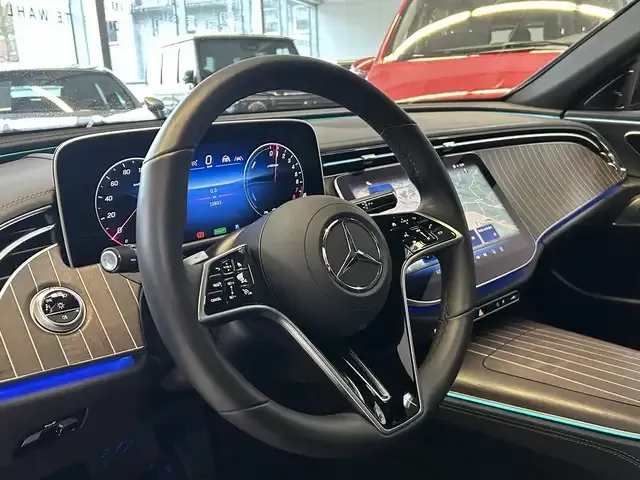 Mercedes-Benz E 300