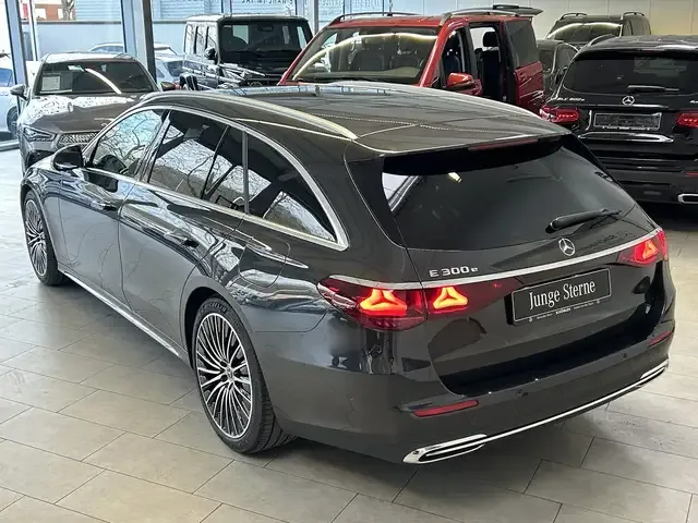 Mercedes-Benz E 300