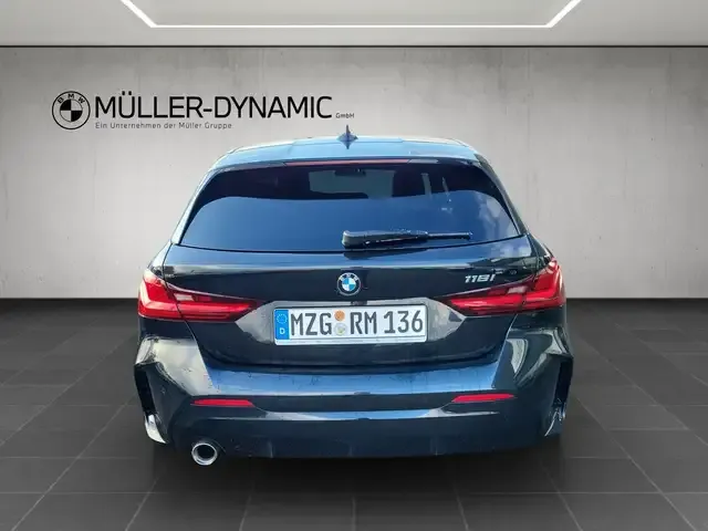 BMW 118