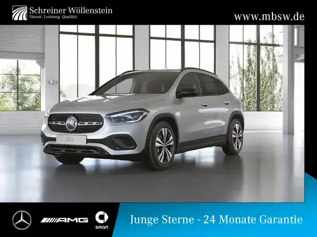 Mercedes-Benz GLA 220