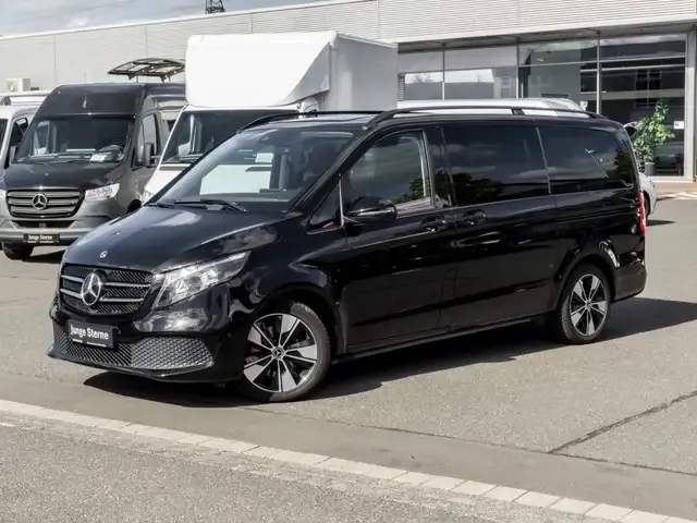 Mercedes-Benz V 220