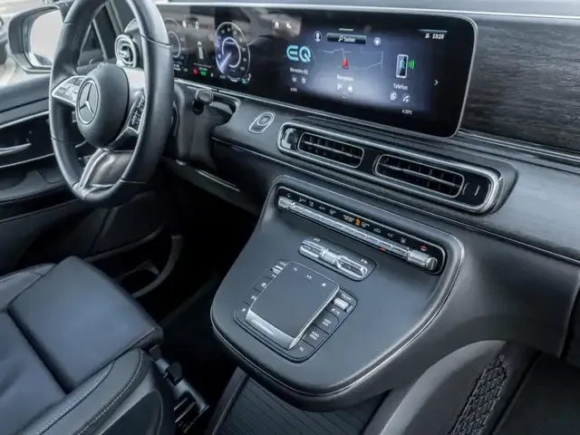 Mercedes-Benz EQV 300