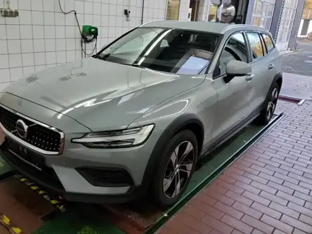 Volvo V60 Cross Country