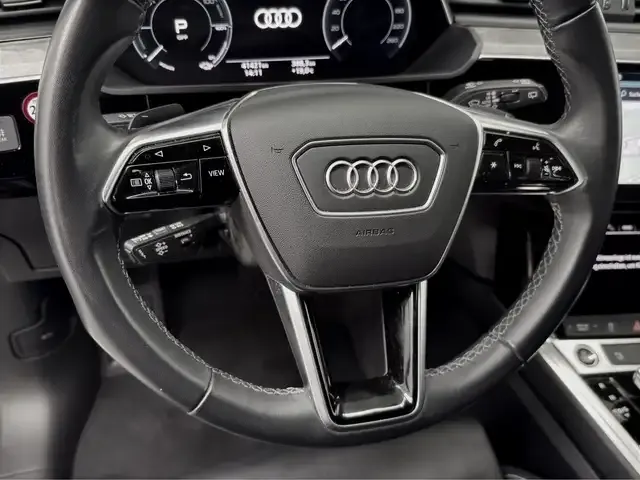 Audi Q8 e-tron