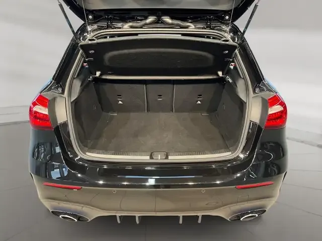 Mercedes-Benz A 35 AMG