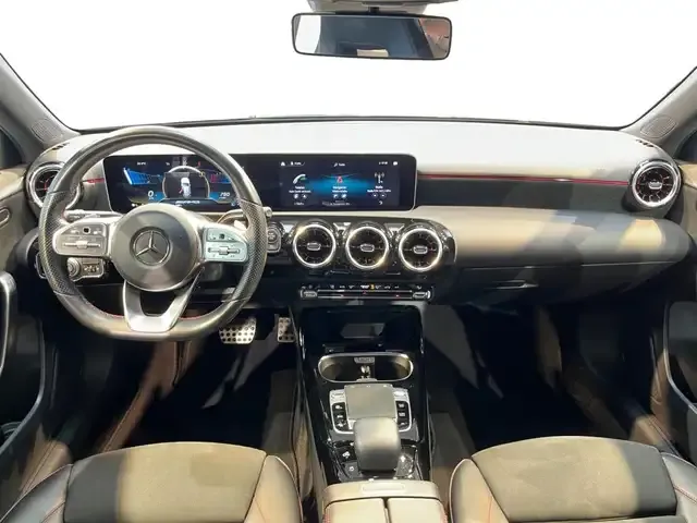 Mercedes-Benz A 35 AMG