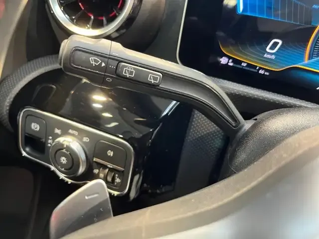 Mercedes-Benz A 35 AMG