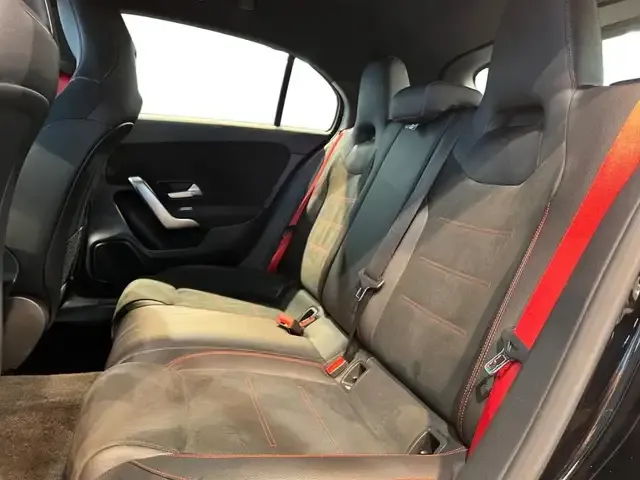 Mercedes-Benz A 35 AMG