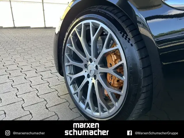 Mercedes-Benz SL 63 AMG