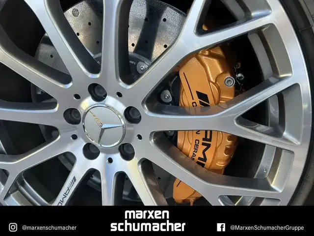 Mercedes-Benz SL 63 AMG