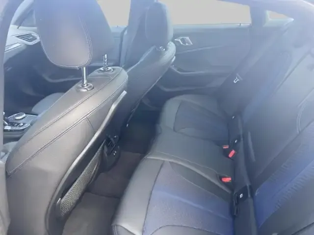 BMW 235