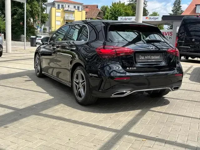 Mercedes-Benz A 200