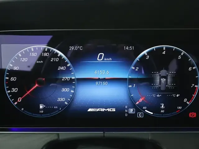 Mercedes-Benz E 63 AMG
