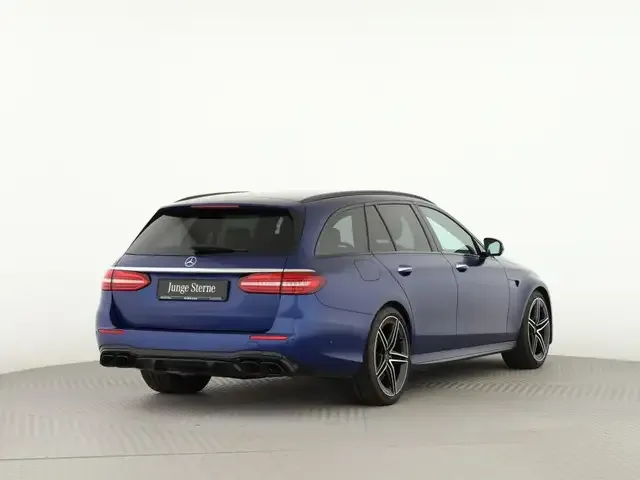 Mercedes-Benz E 63 AMG