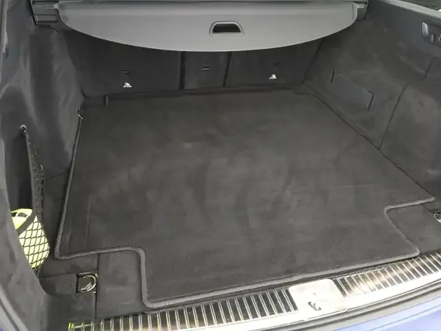 Mercedes-Benz E 63 AMG