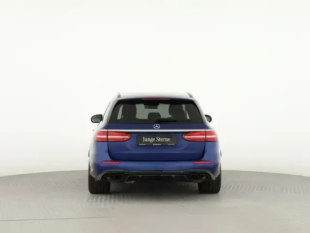 Mercedes-Benz E 63 AMG