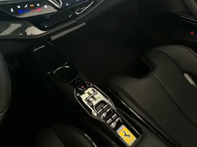 Ferrari SF90 Spider