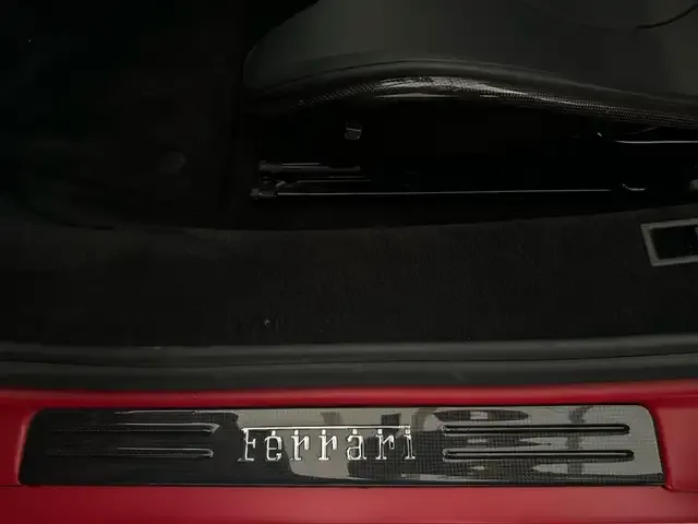 Ferrari SF90 Spider