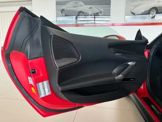 Ferrari SF90 Spider