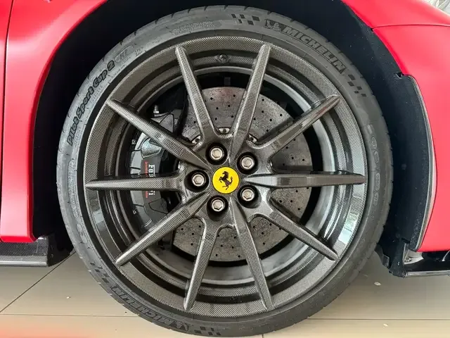 Ferrari SF90 Spider