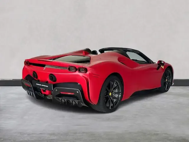 Ferrari SF90 Spider