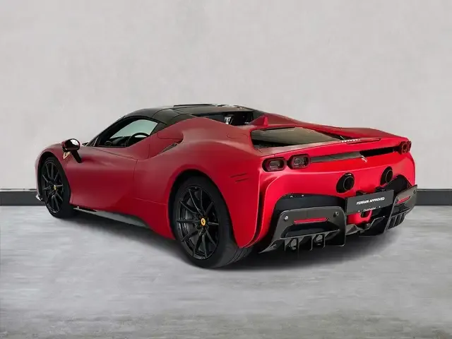 Ferrari SF90 Spider