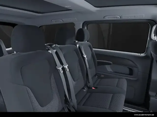Mercedes-Benz V 220