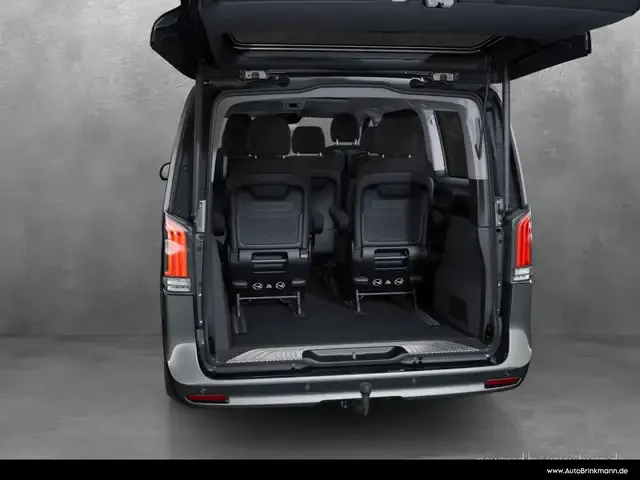Mercedes-Benz V 220