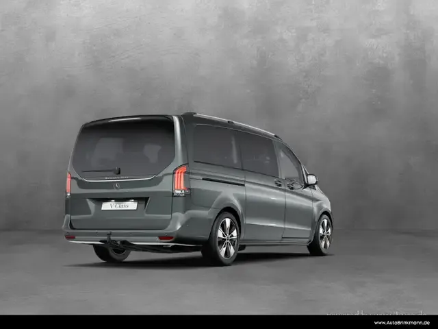 Mercedes-Benz V 220