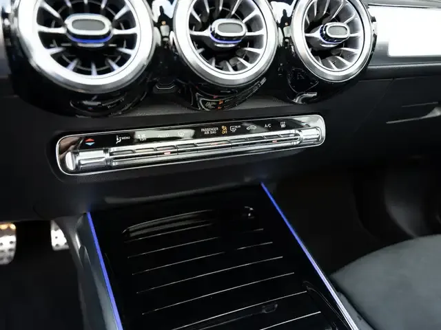 Mercedes-Benz EQB 350