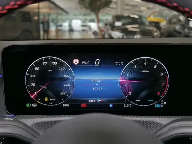 Mercedes-Benz CLA 200