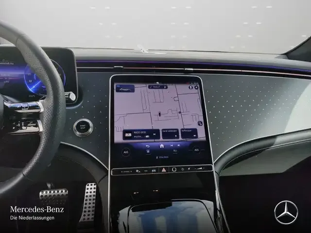 Mercedes-Benz EQE SUV