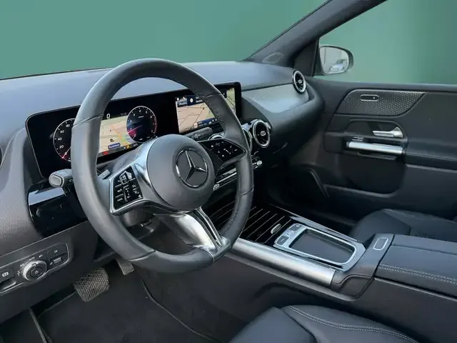 Mercedes-Benz B 250
