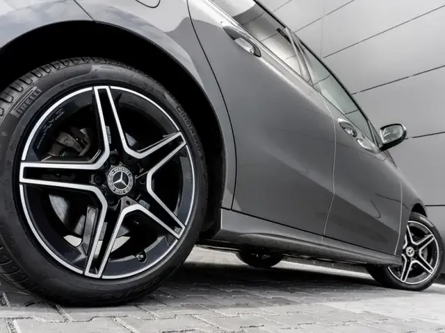 Mercedes-Benz B 250