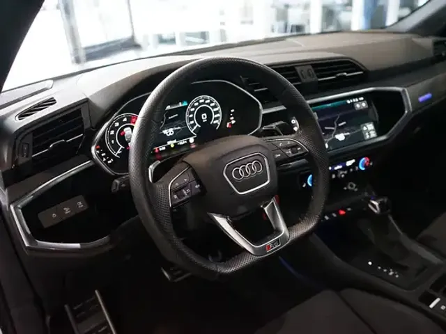 Audi RS Q3