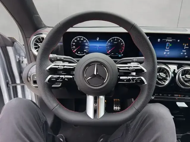 Mercedes-Benz CLA 180
