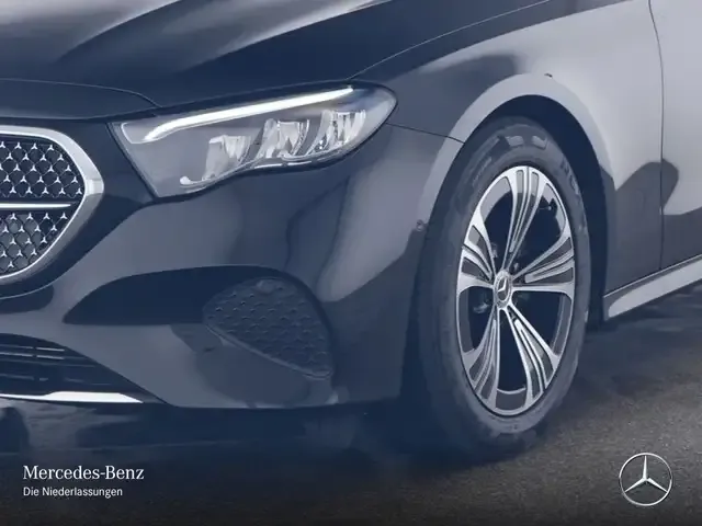 Mercedes-Benz E 200