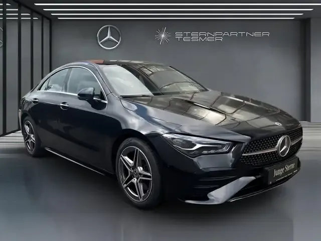 Mercedes-Benz CLA 220