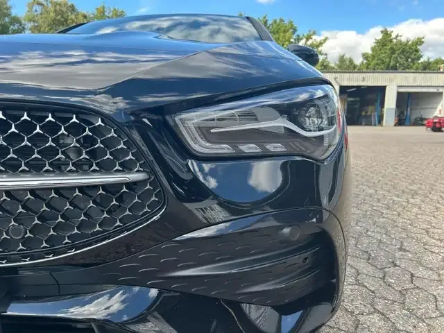 Mercedes-Benz CLA 220