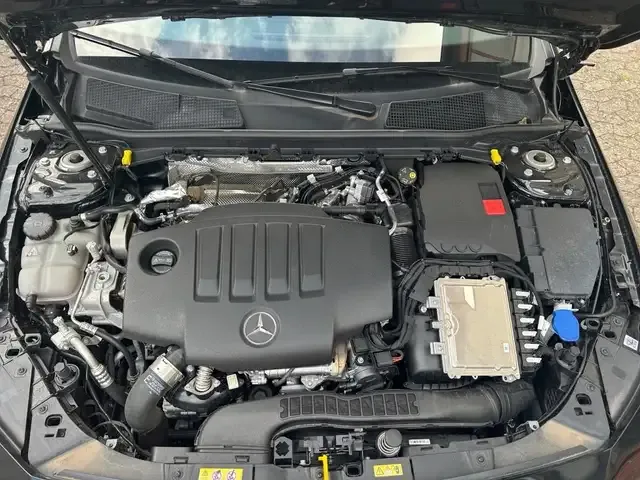 Mercedes-Benz CLA 220