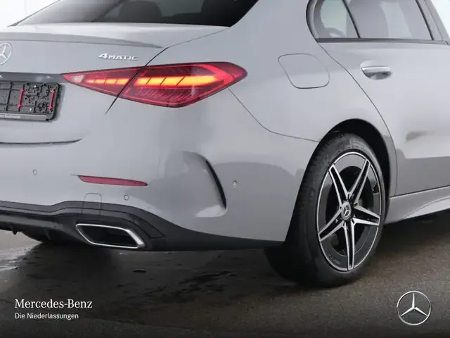 Mercedes-Benz C 400