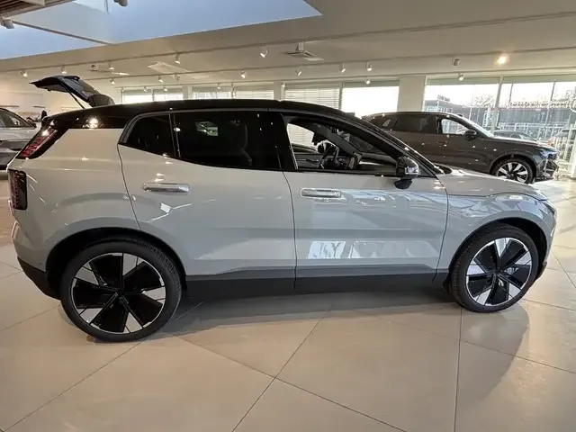 Volvo EX30