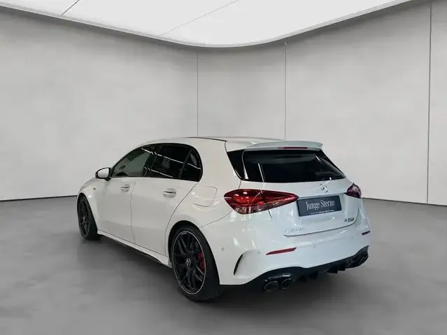 Mercedes-Benz A 45 AMG