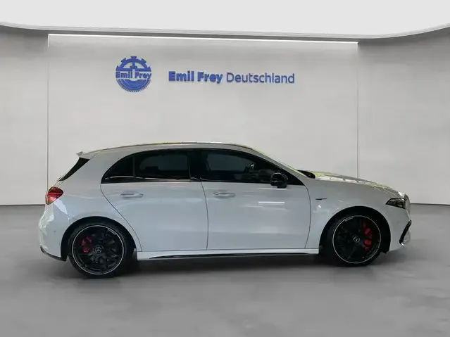 Mercedes-Benz A 45 AMG