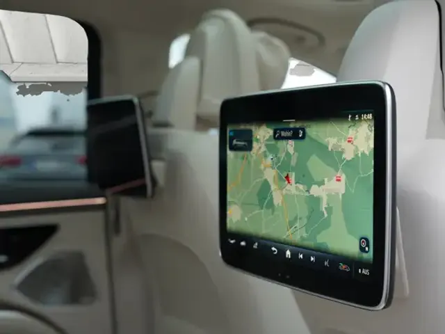 Mercedes-Benz EQS SUV