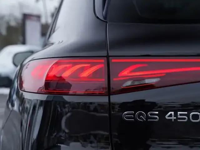 Mercedes-Benz EQS SUV