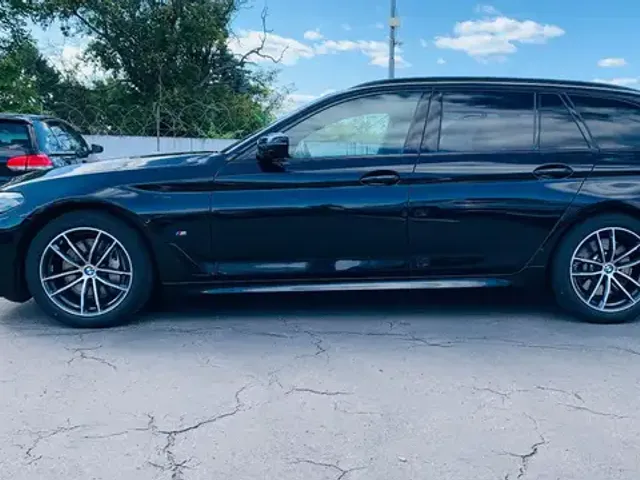 BMW 530